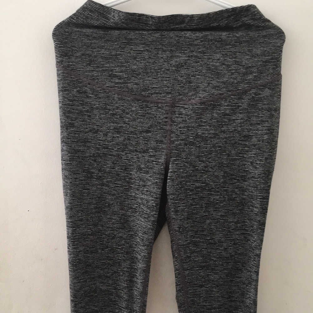 Maternity yoga pants